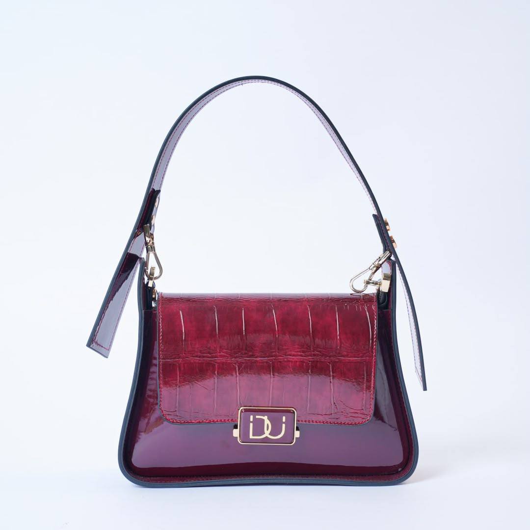 G-8821 Bordo